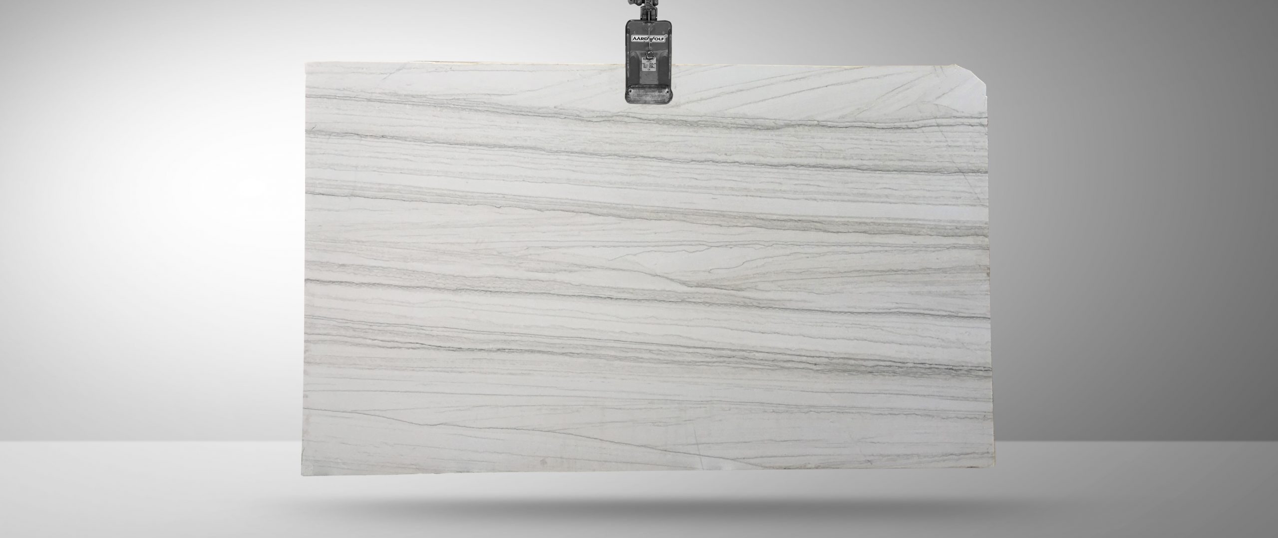 09.Slab Inventory_White Macaubus (3330 x 1980)-min