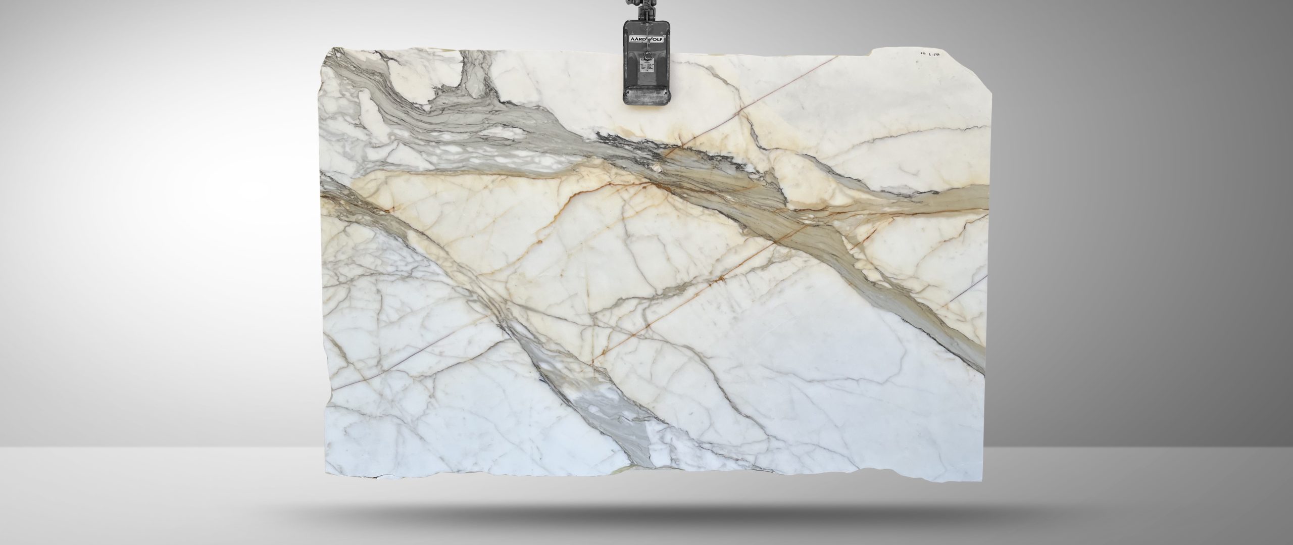 Worldstone Calacata Macchia Vechia